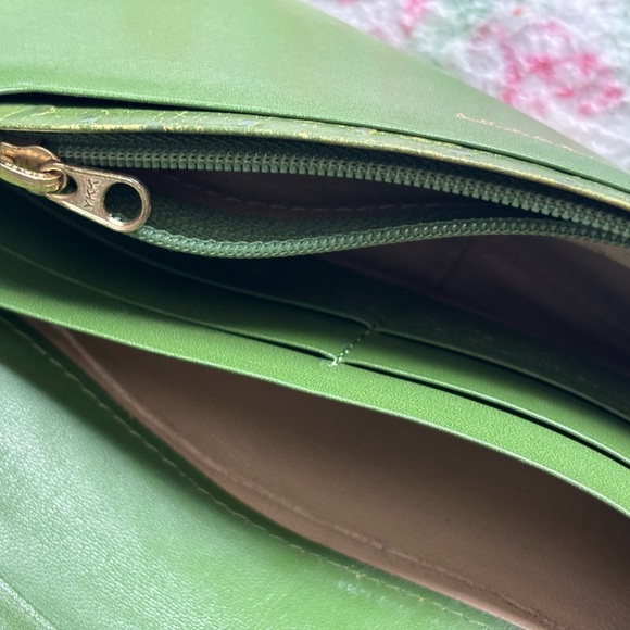 GIVENCHY Green Long Folding Wallet - Picture 15 of 16